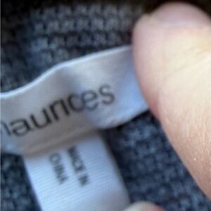 Women’s sweatshirt